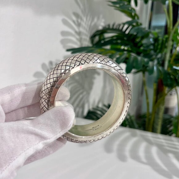 69495 auth BOTTEGA VENETA silver INTRECCIATO STERLING Bangle  Bottega Veneta Silver Woven Bangle Bracelet